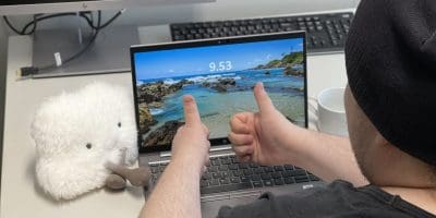 Winsku-Tehari-ThumbsUp Winsku-Tehari-ThumbsUp